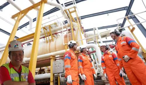 pt-pertamina-hulu-indonesia-lampaui-target-lifting-migas-pada-triwulan-iii-tahun-2025